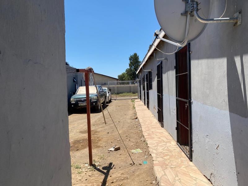 Commercial Property for Sale in Mlungisi Eastern Cape